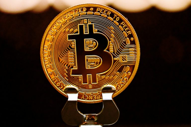 El Bitcoin se enfrenta a una encrucijada: ¿Corrección a la vista o simple pausa en su escalada?